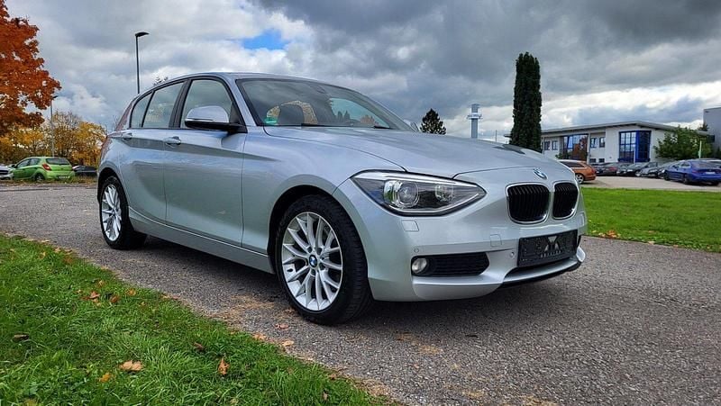 Silber Gebraucht 2014 BMW 125 Kleinwagen | 9.900 € (Fairer Preis) - Bild 1/4