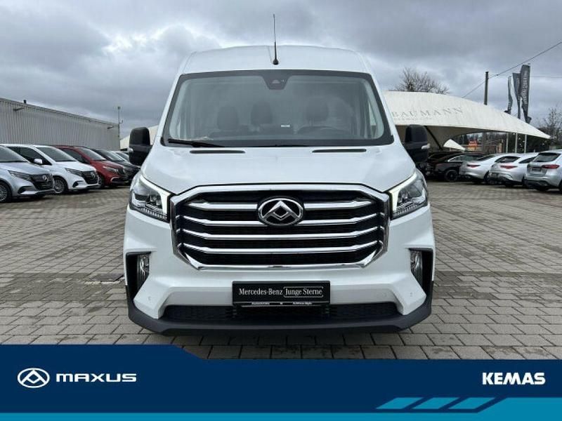 Gebraucht Maxus V90 148 PS (108 kW) 2024 Warm white exterior (solid) Van
