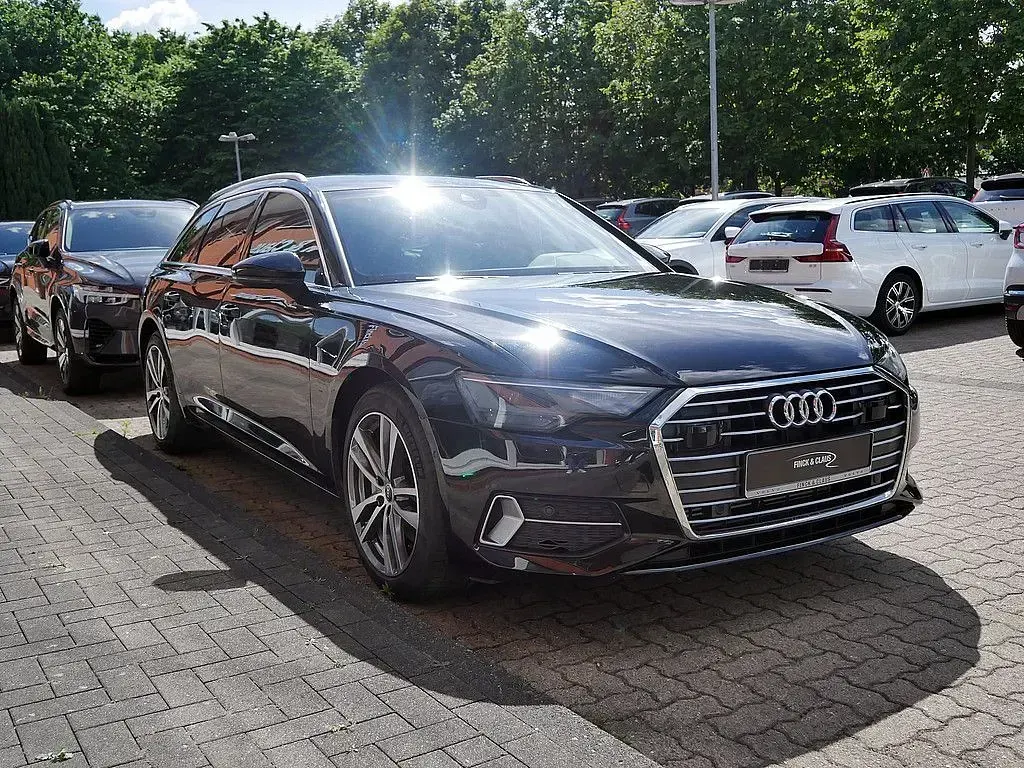 Gebraucht Audi A6 Sport 265 PS (194 kW) 2022 Mythosschwarz Kombi