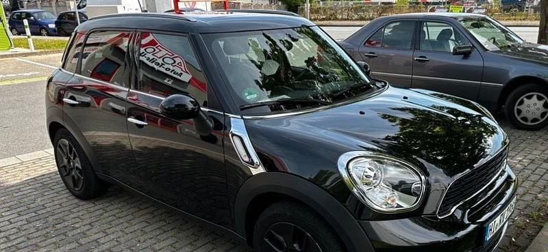 Schwarz Gebraucht 2014 Mini Countryman SUV | 9.500 € - Bild 1/4