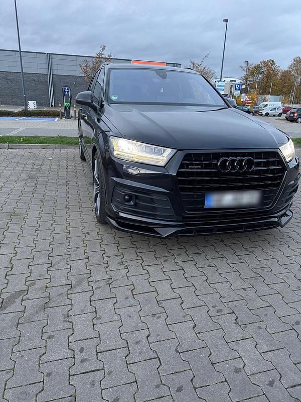 Gebraucht Audi Q7 Ambiente 272 PS (200 kW) 2015 Schwarz SUV
