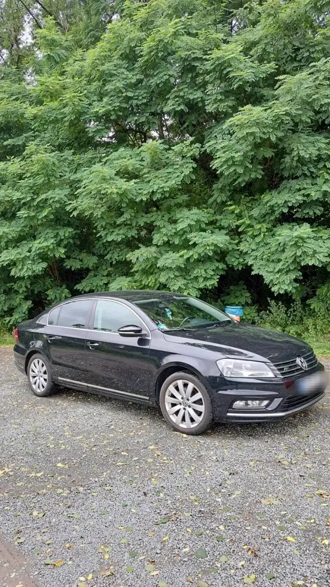 Gebraucht VW Passat 106 PS (77 kW) 2012 Schwarz Limousine