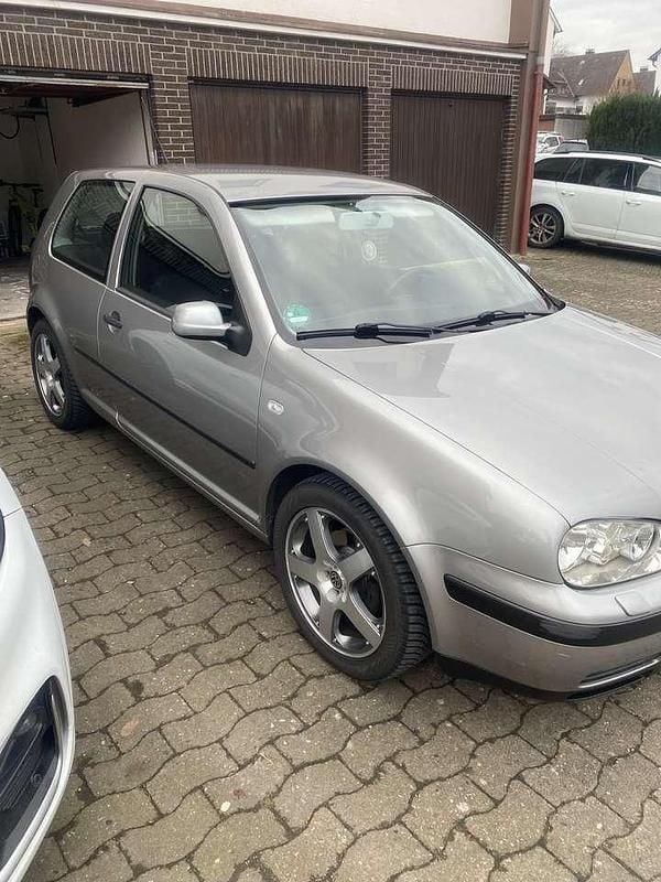 Gebraucht VW Golf IV Trendline 116 PS (85 kW) 2002 Limousine