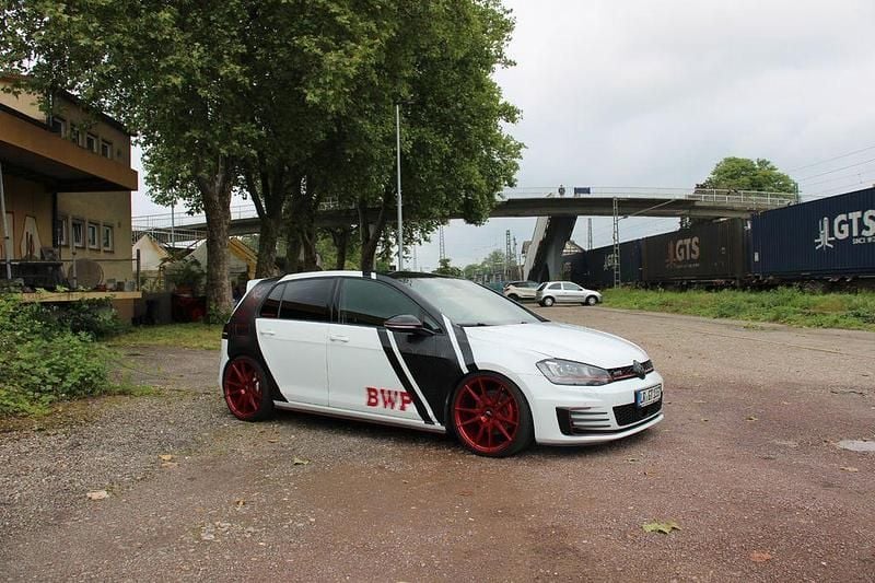 Gebraucht VW Golf VII GTI 220 PS (161 kW) 2016 Weiß Limousine