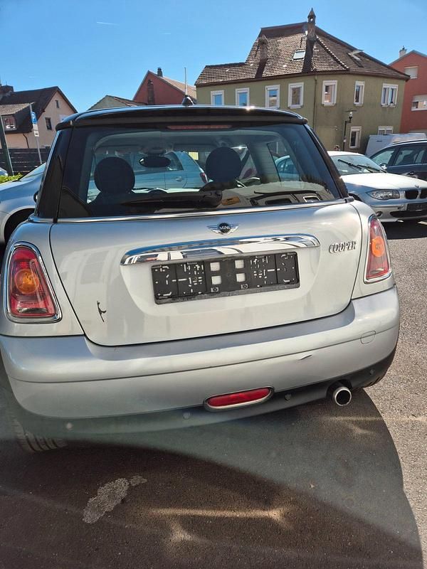 Usata Mini Cooper 120 CV (88 kW) 2007 Argento Utilitaria