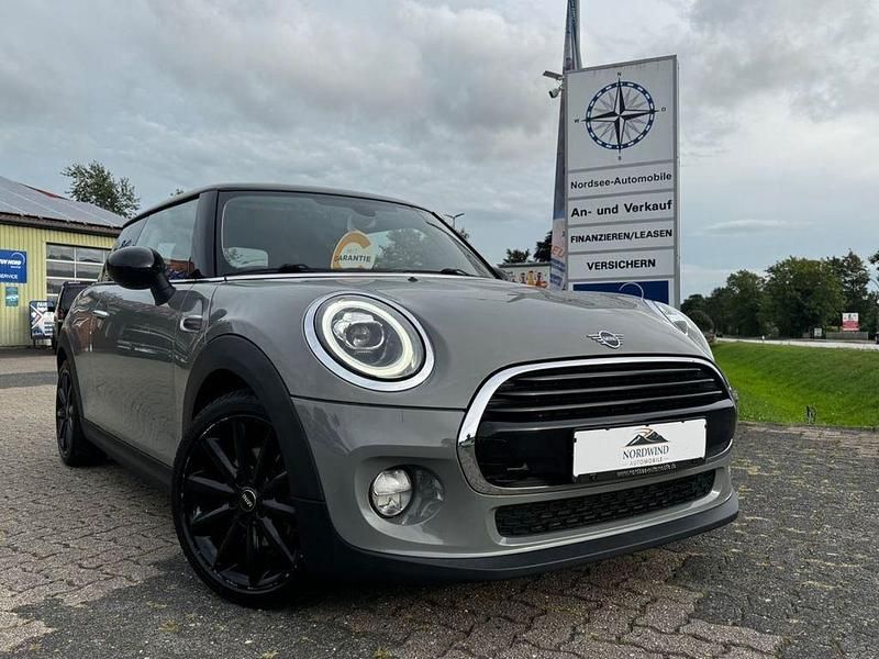 Grau Gebraucht 2019 Mini Cooper Chili Kleinwagen | 15.499 € (Superpreis) - Bild 1/4