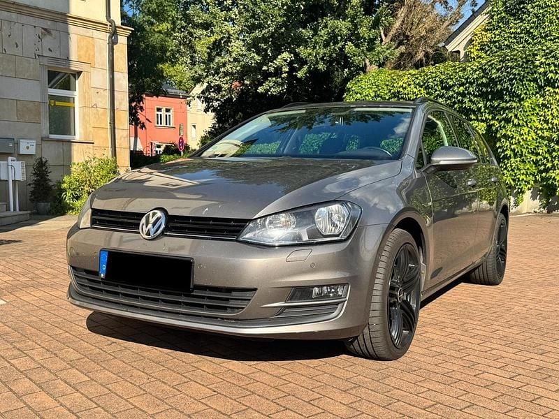 Gebraucht 2015 VW Golf VII Kombi | 8.900 € (Superpreis) - Bild 1/4