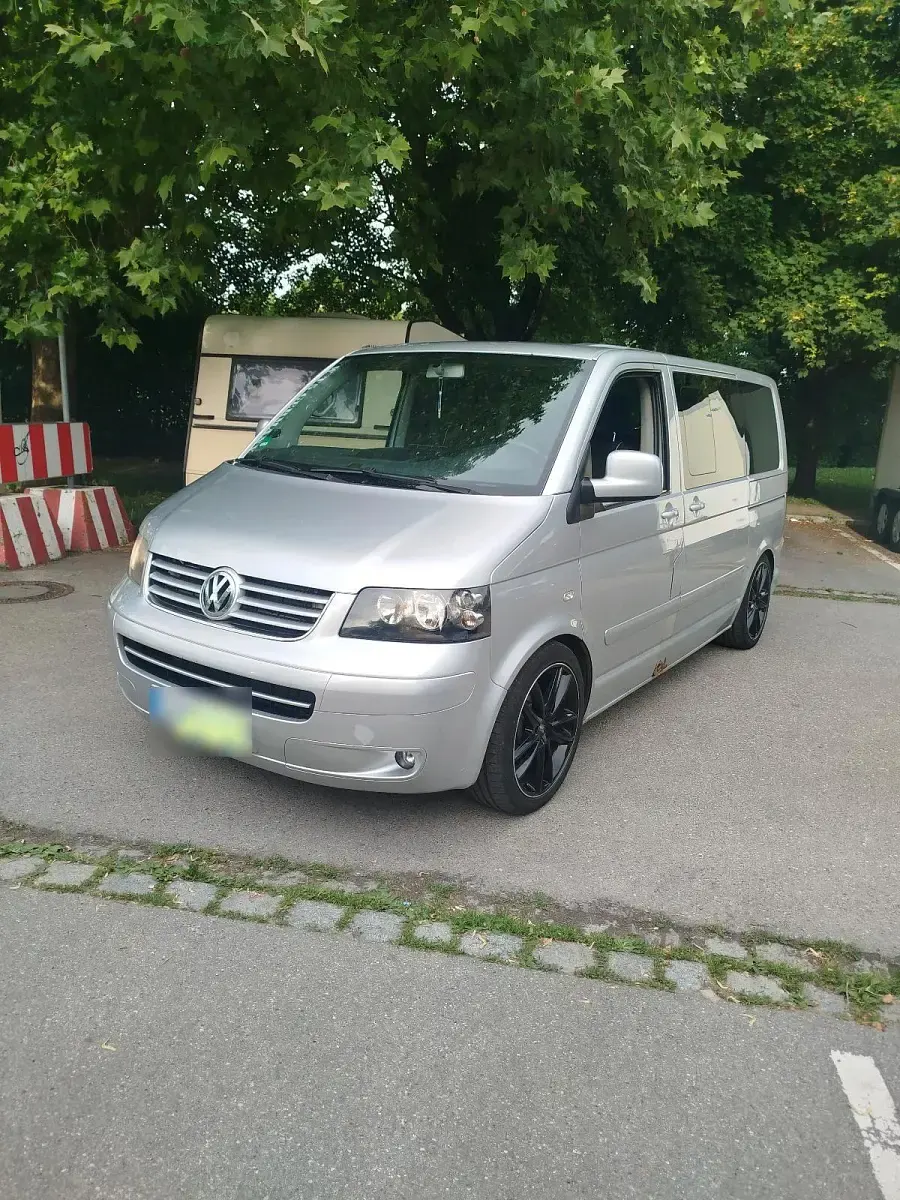 Gebraucht VW Multivan 174 PS (127 kW) 2004 Silber Van / Kleinbus