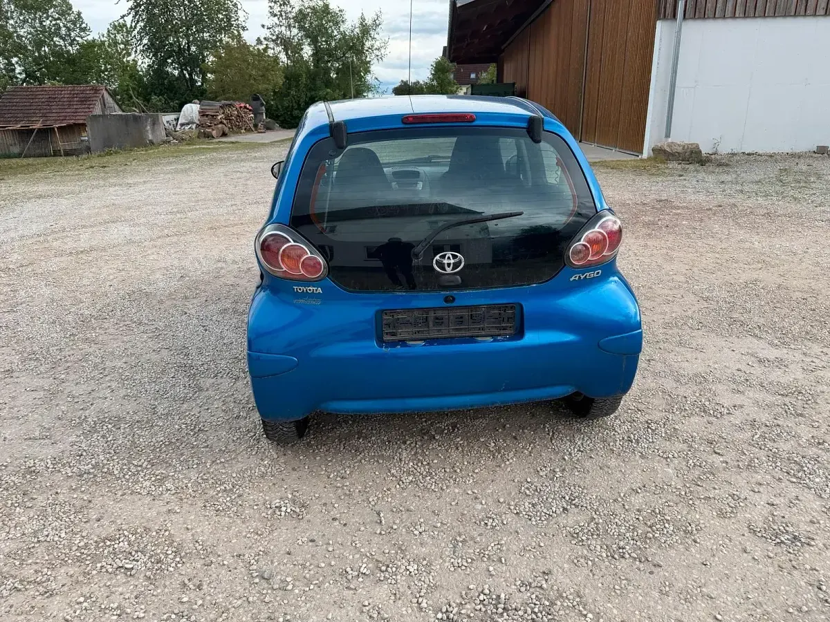 Gebraucht Toyota Aygo 2009 Blau Kleinwagen