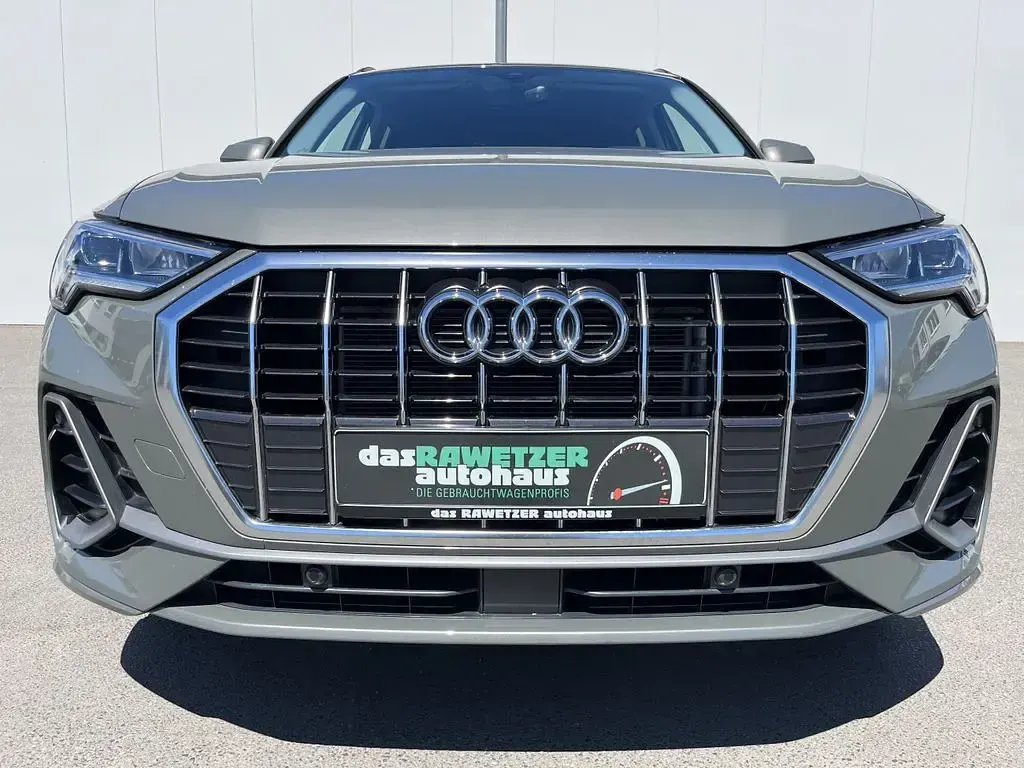 Gebraucht Audi Q3 S-Line 150 PS (110 kW) 2023 Grau SUV