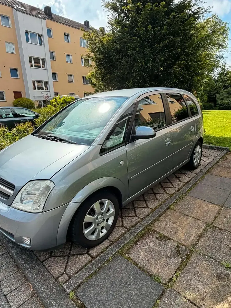 Gebraucht Opel Meriva 105 PS (77 kW) 2005 Silber Van / Kleinbus