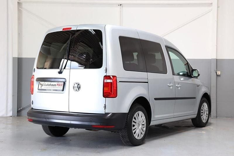 Gebraucht VW Caddy 84 PS (61 kW) 2015 Silber Van / Kleinbus