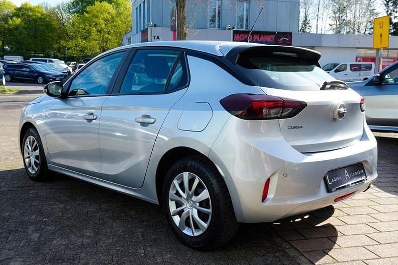 Second-hand Opel Corsa Edition 110 CP (80 kW) 2022 Argintiu Hatchback