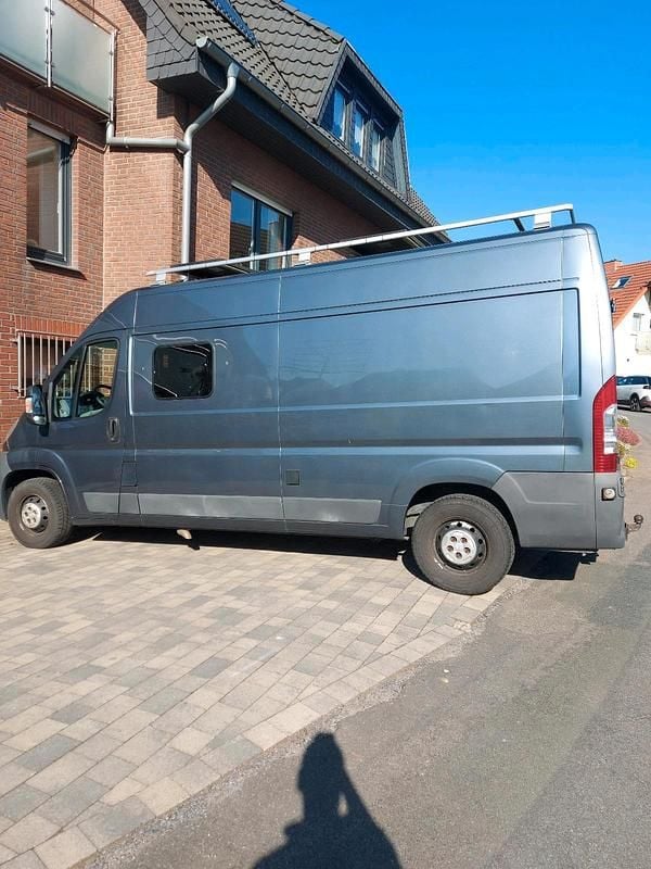Grau Gebraucht 2011 Citroën Jumper Van / Kleinbus | 23.500 € - Bild 1/4