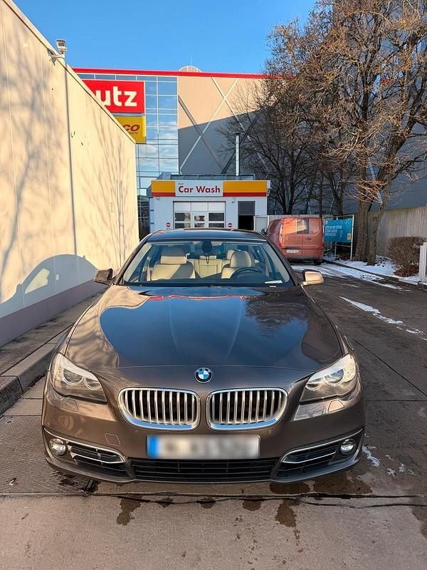 Second-hand BMW 520 184 CP (135 kW) 2010 Maro Berlinǎ