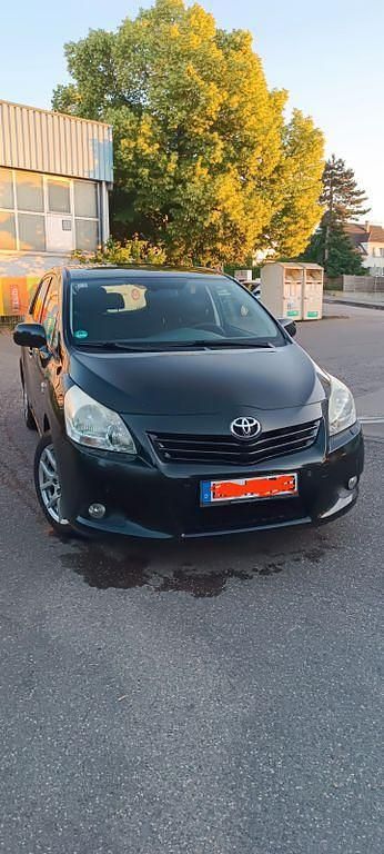 Schwarz Gebraucht 2009 Toyota Verso Executive Van / Kleinbus | 2.800 € (Guter Preis) - Bild 1/4