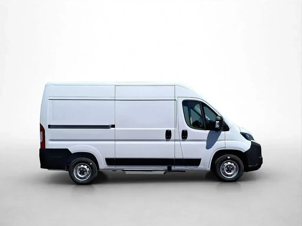 Gebraucht Citroën Jumper 120 PS (88 kW) 2025 Weiß Van / Kleinbus