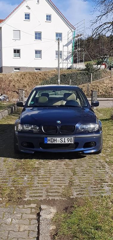 Gebraucht BMW 320 170 PS (125 kW) 2002 Blau Limousine