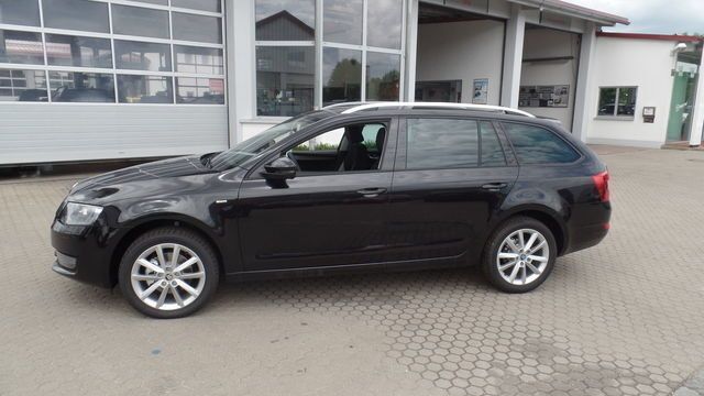 Gebraucht Skoda Octavia Joy 150 PS (110 kW) 2016 Schwarz metallic Kombi