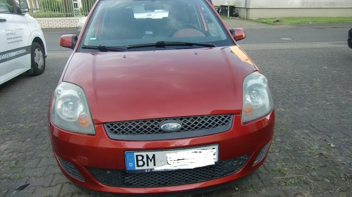 Gebraucht Ford Fiesta Fun X 69 PS (50 kW) 2008 Orange Kleinwagen