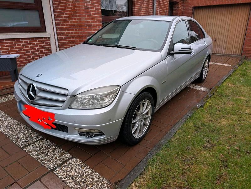 Gebraucht Mercedes 220 170 PS (125 kW) 2009 Silber Limousine