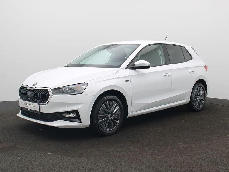 Gebraucht Skoda Fabia Tour 116 PS (85 kW) 2025 Moonweiss metallic Limousine