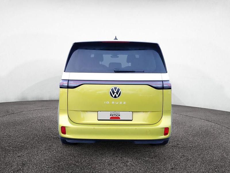 Gebraucht VW ID. Buzz Pro 150 kW (204 PS) 2022 Candyweiß/limonengelb metalli Van / Kleinbus