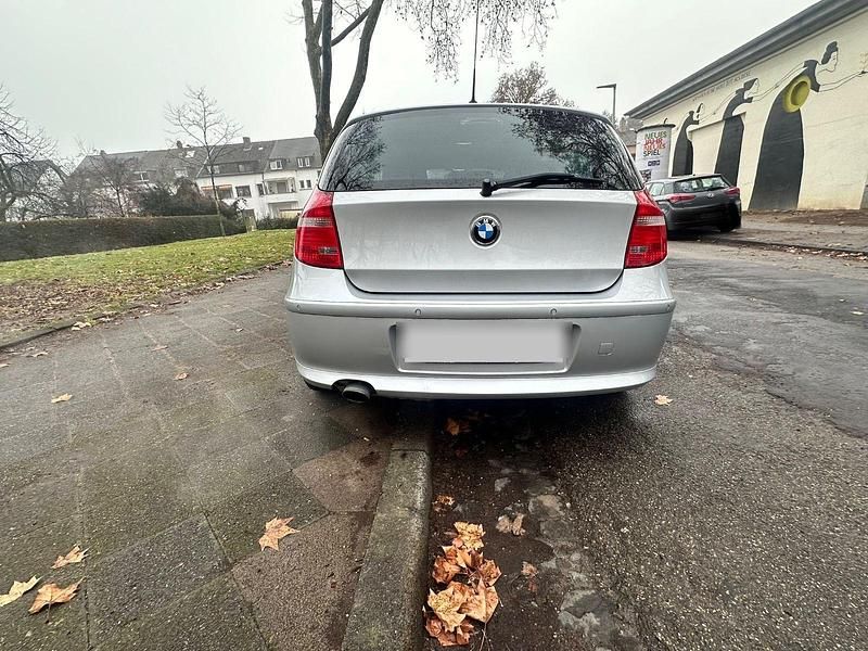 Gebraucht BMW 118 Coupé 143 PS (105 kW) 2009 Silber Coupé