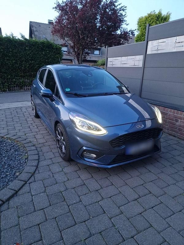 Blau Gebraucht 2019 Ford Fiesta ST-Line Kleinwagen | 10.999 € (Fairer Preis) - Bild 1/4