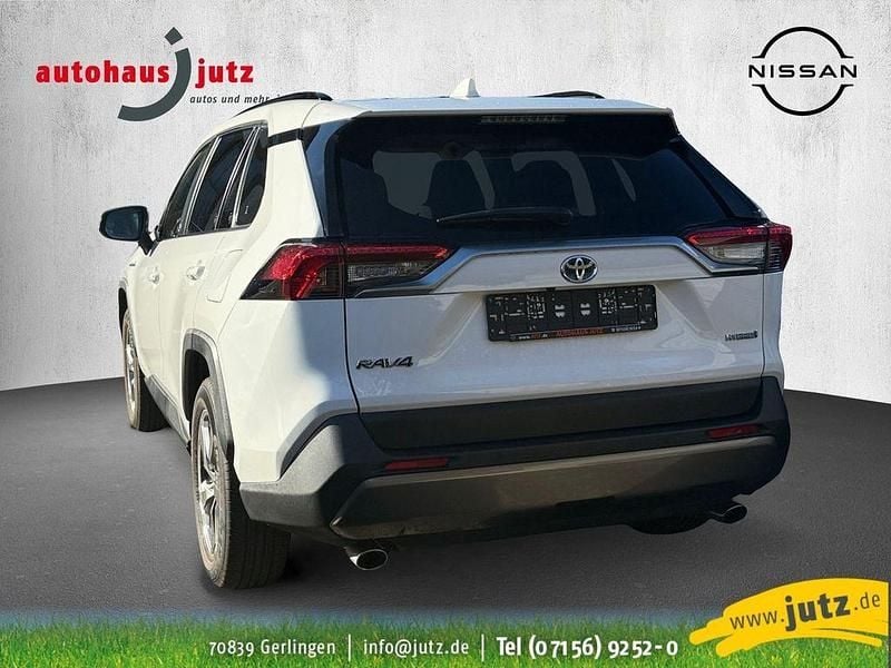 Gebraucht Toyota RAV4 Hybrid Team 178 PS (130 kW) 2020 Schneeweiß SUV