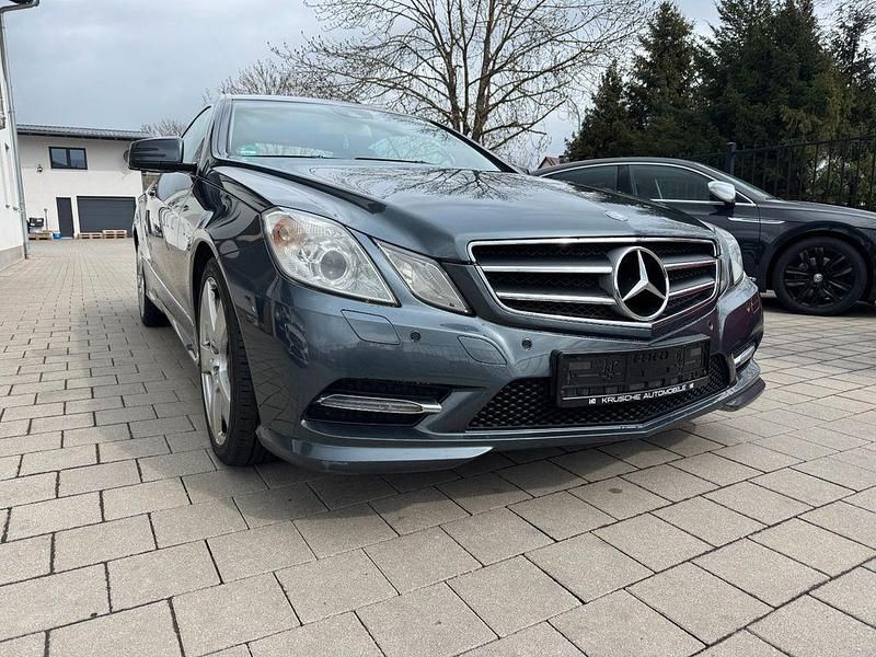 Gebraucht Mercedes E250 204 PS (150 kW) 2012 Grau Coupé