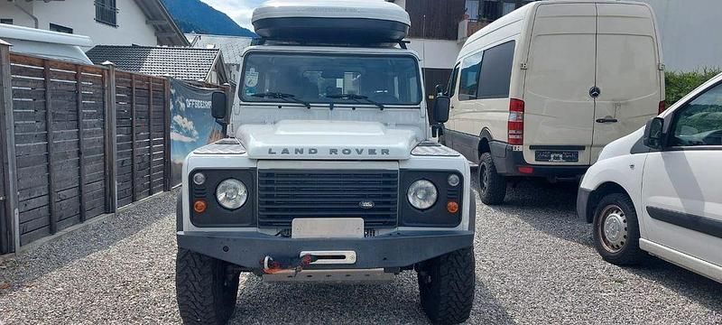 Weiß Gebraucht 2012 Land Rover Defender SUV | 41.500 € (Teuer) - Bild 1/4