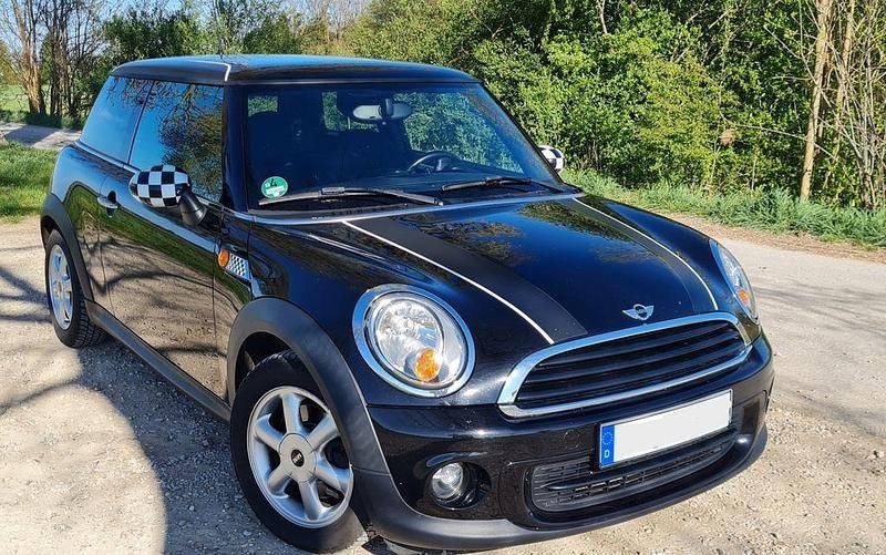 Usata Mini ONE 98 CV (72 kW) 2012 Nero Utilitaria