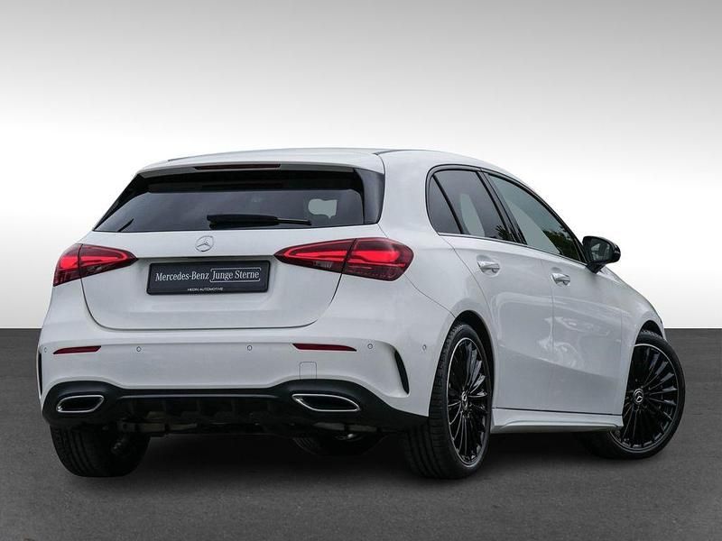 Gebraucht Mercedes A250 AMG 224 PS (164 kW) 2024 Weiß Limousine