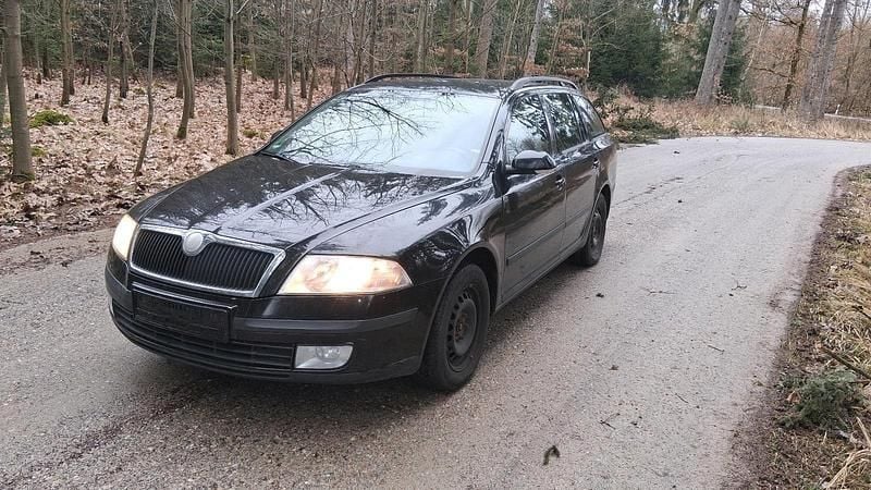 Gebraucht Skoda Octavia 105 PS (77 kW) 2008 Schwarz Kombi