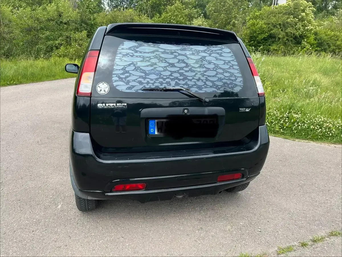Gebraucht Suzuki Ignis 83 PS (61 kW) 2002 Schwarz Kleinwagen