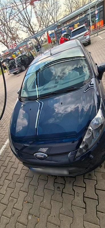 Gebraucht Ford Fiesta 60 PS (44 kW) 2009 Blau Kleinwagen