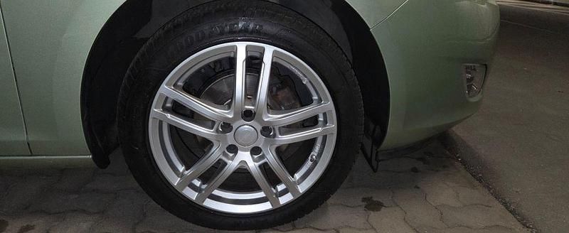 Gebraucht Opel Astra Edition 87 PS (63 kW) 2010 Grün Limousine