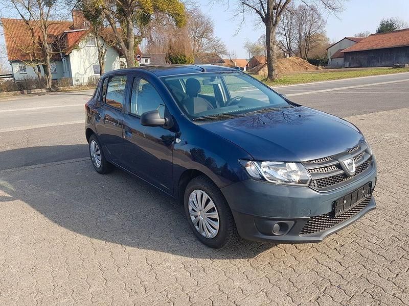 Gebraucht Dacia Sandero Lauréate 75 PS (55 kW) 2014 Blau Limousine