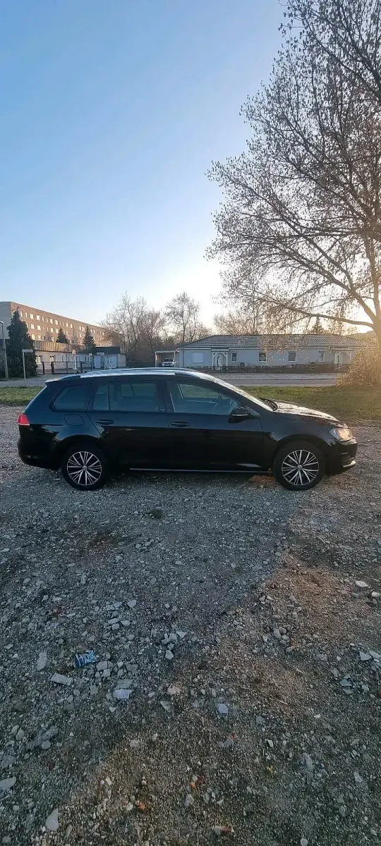 Gebraucht VW Golf VII 110 PS (80 kW) 2017 Schwarz Kombi