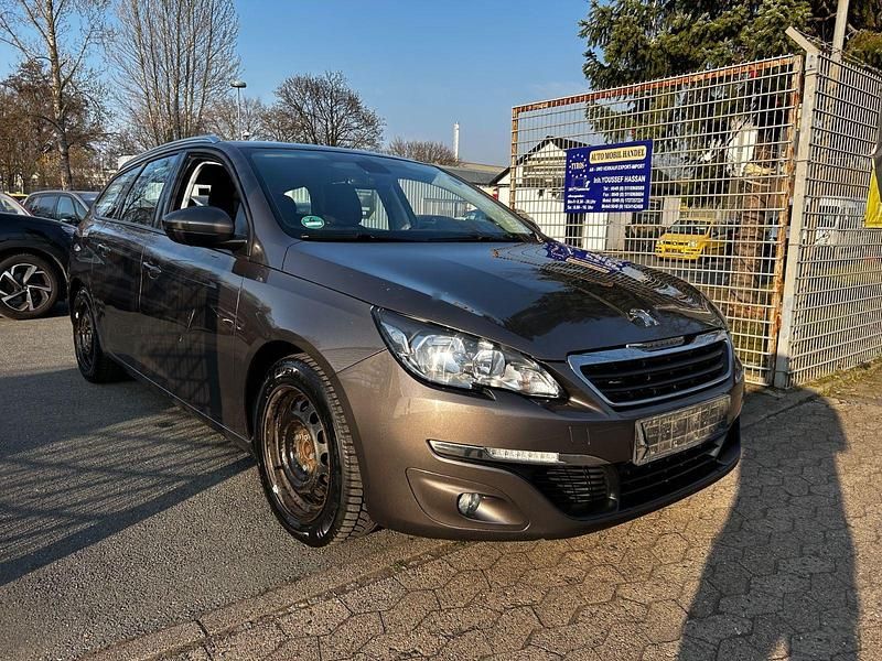 Gebraucht Peugeot 308 92 PS (67 kW) 2014 Braun Kombi