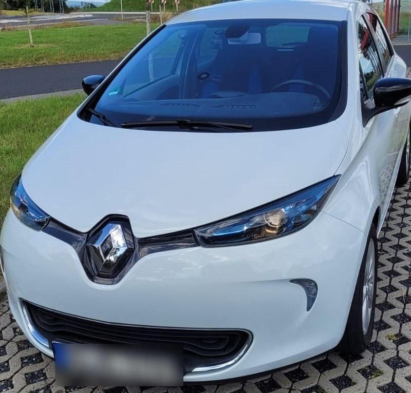 Weiß Gebraucht 2015 Renault Zoe Kleinwagen | 6.900 € (Etwas zu teuer) - Bild 1/4