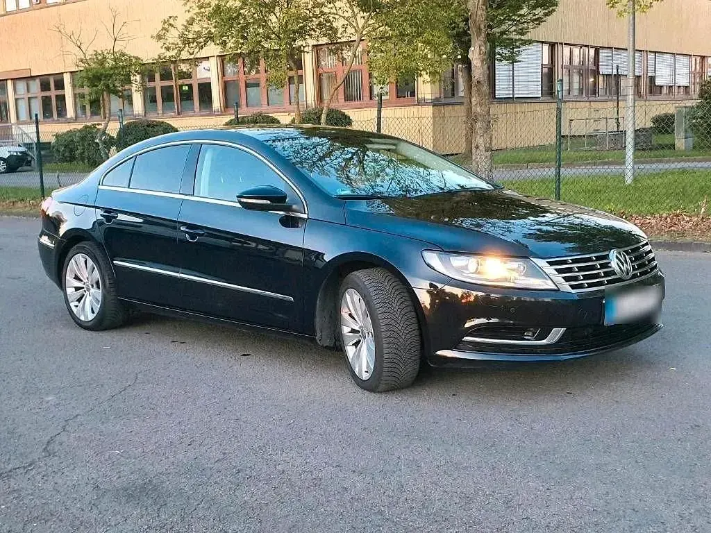 Gebraucht VW Passat 140 PS (102 kW) 2013 Schwarz Coupé