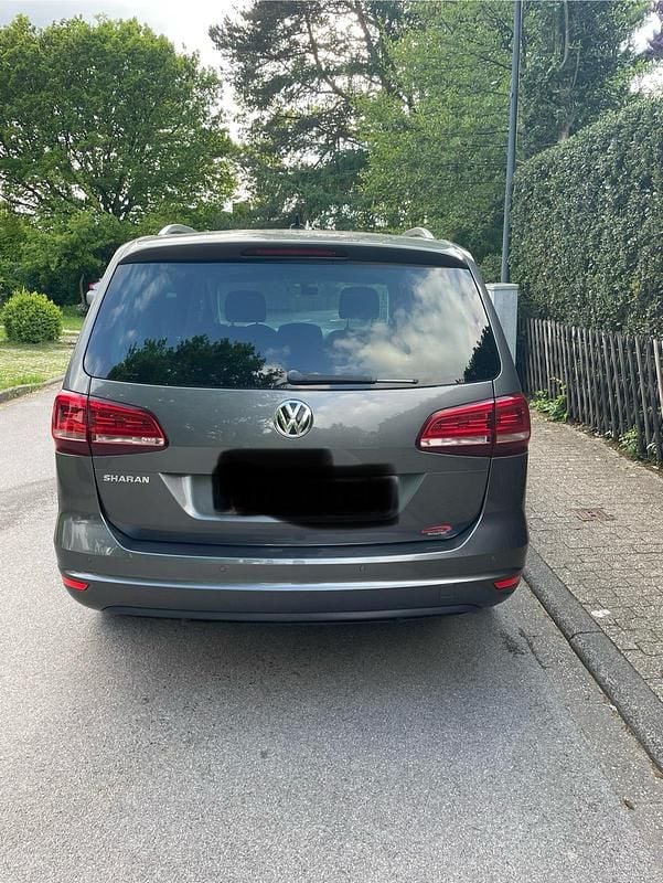 Gebraucht VW Sharan 150 PS (110 kW) 2018 Grau Van / Kleinbus