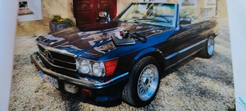 Blau Gebraucht 1987 Mercedes 560 Cabrio | 29.990 € - Bild 1/4