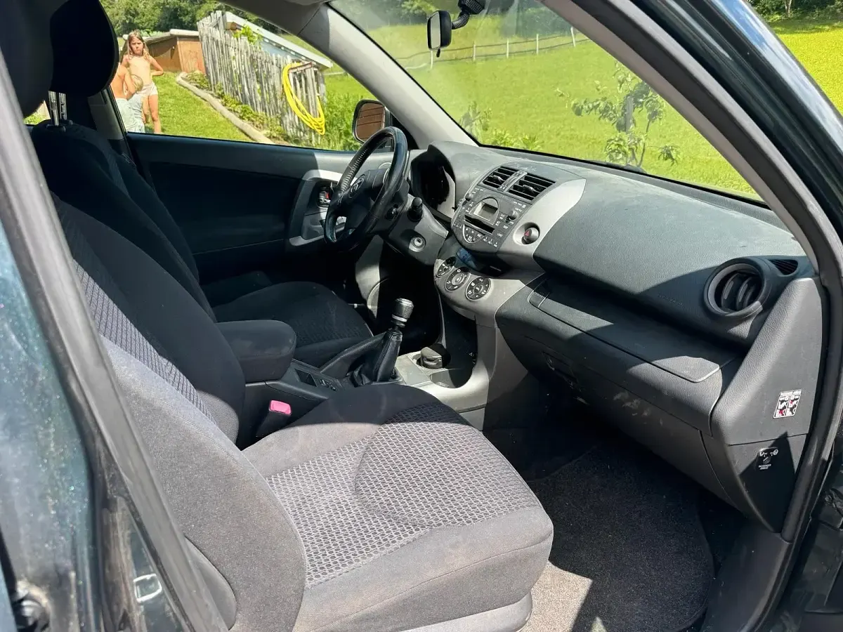 Gebraucht Toyota RAV4 177 PS (130 kW) 2007 Schwarz SUV
