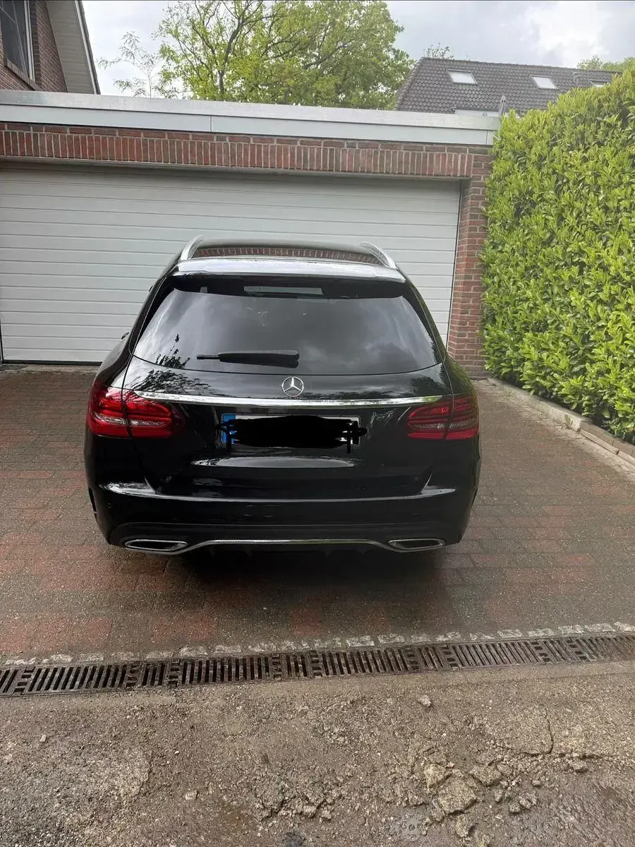 Gebraucht Mercedes C220 AMG line 194 PS (142 kW) 2020 Schwarz Kombi