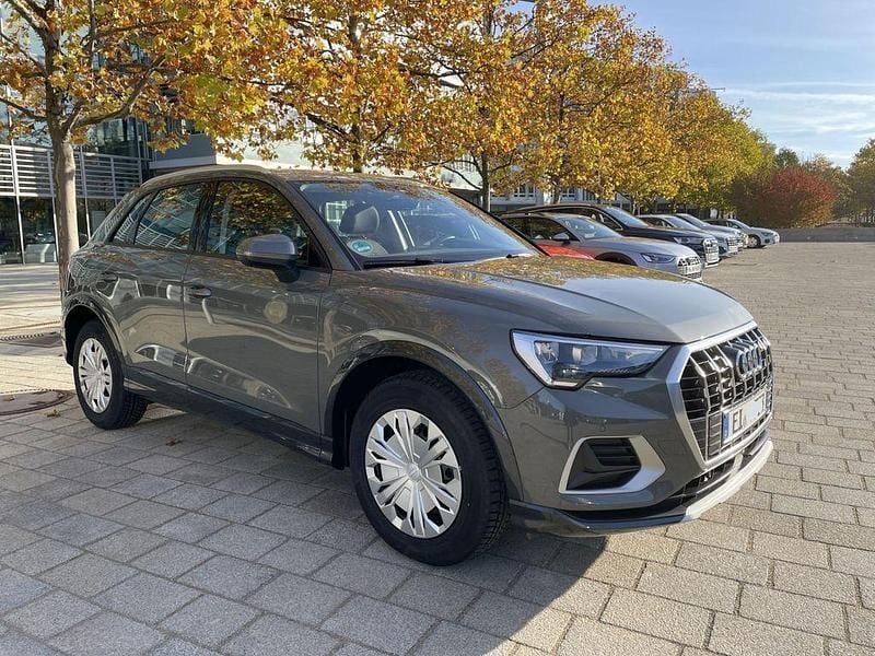Gebraucht Audi Q3 Advanced 150 PS (110 kW) 2022 Grau SUV