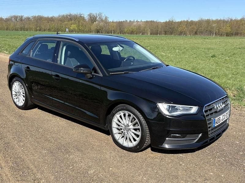 Second-hand Audi A3 Ambition 150 CP (110 kW) 2013 Negru Hatchback