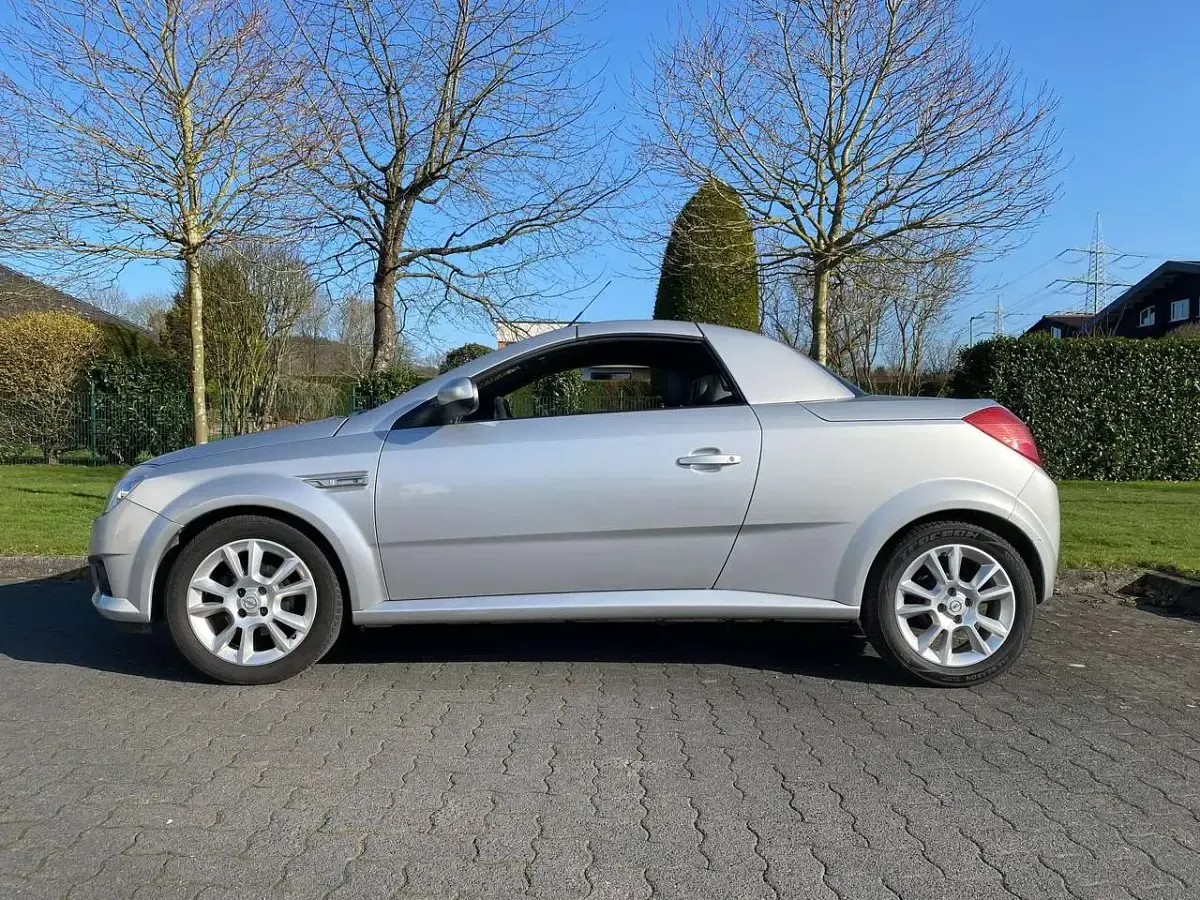 Gebraucht Opel Tigra Edition 90 PS (66 kW) 2006 Silber Cabrio